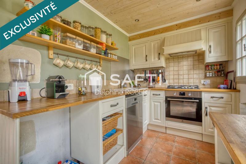 Maison - 212 m² - 8 pièces