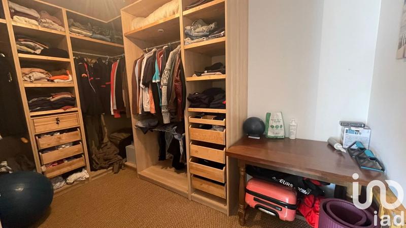 Maison - 226 m² - 8 pièces