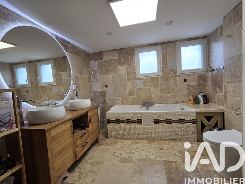 Maison - 149 m² - 6 pièces