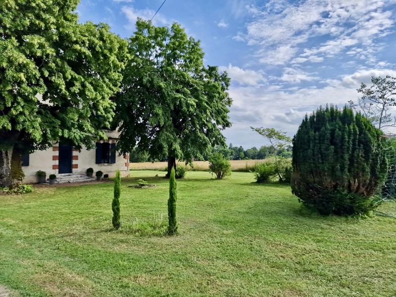 Maison - 250 m² - 8 pièces
