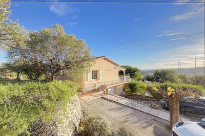 Maison - 103 m² - 4 pièces