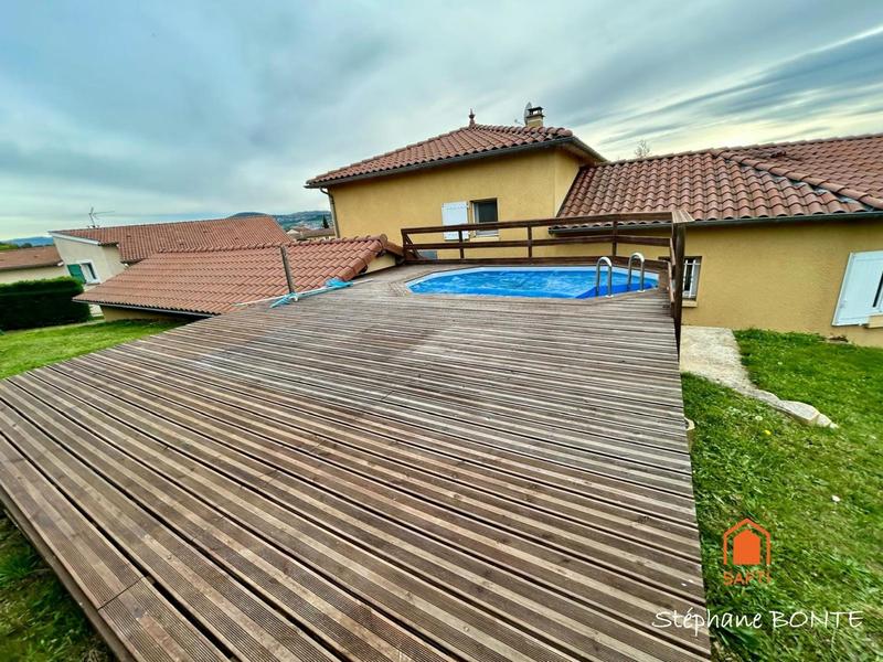 Maison - 148 m² - 8 pièces