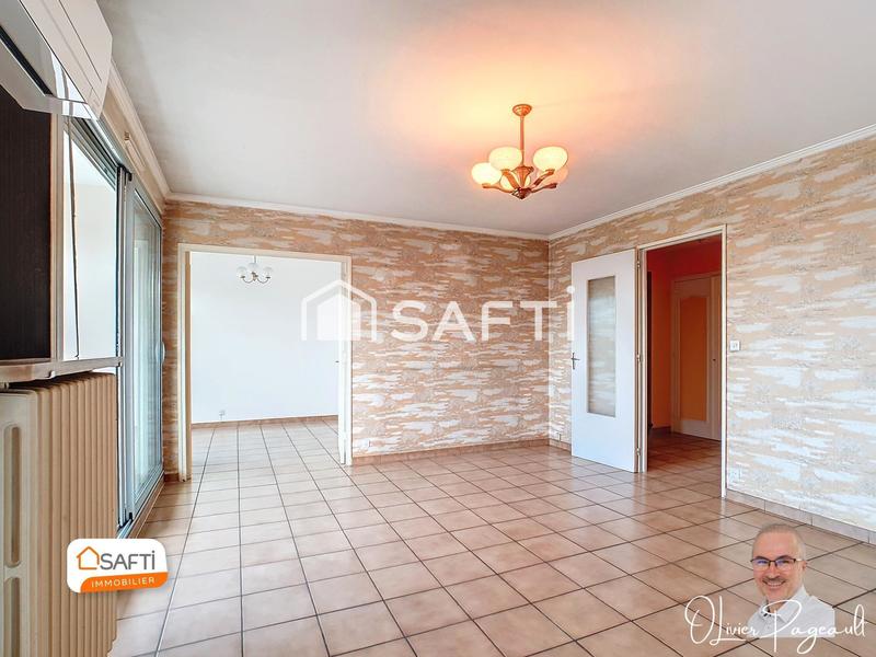 Appartement - 90 m² - 4 pièces