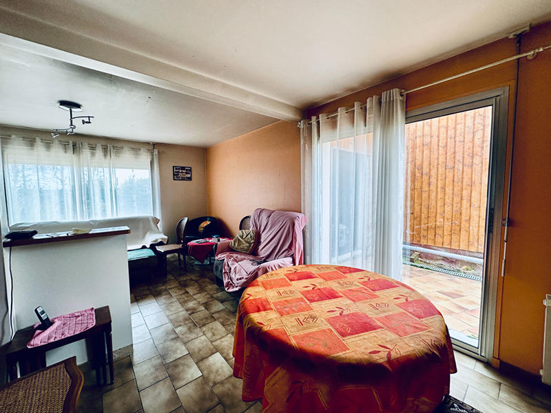 Maison - 165 m² - 9 pièces