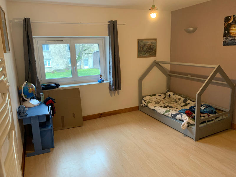 Maison - 221 m² - 7 pièces