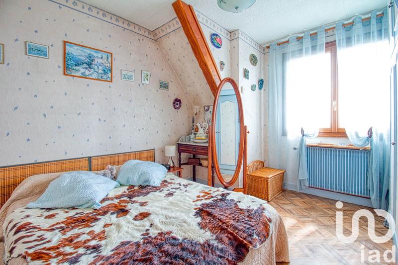 Maison - 107 m² - 6 pièces