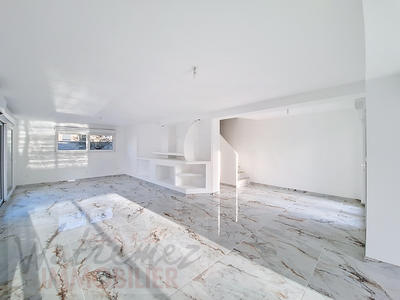 Maison - 144 m² - 5 pièces