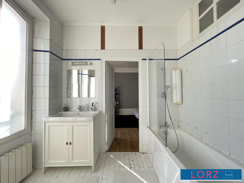 Maison ancienne - 183 m² - 7 pièces