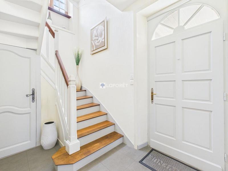 Maison - 145 m² - 6 pièces