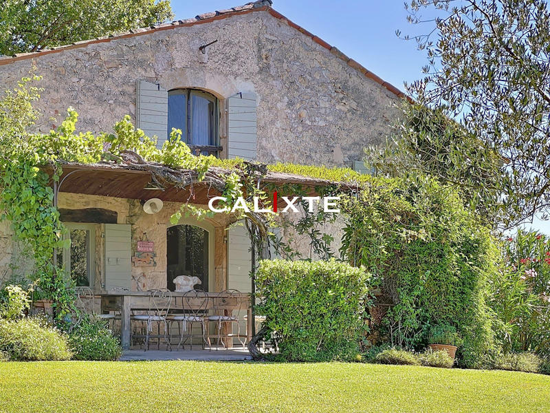 Mas - 180 m² - 6 pièces