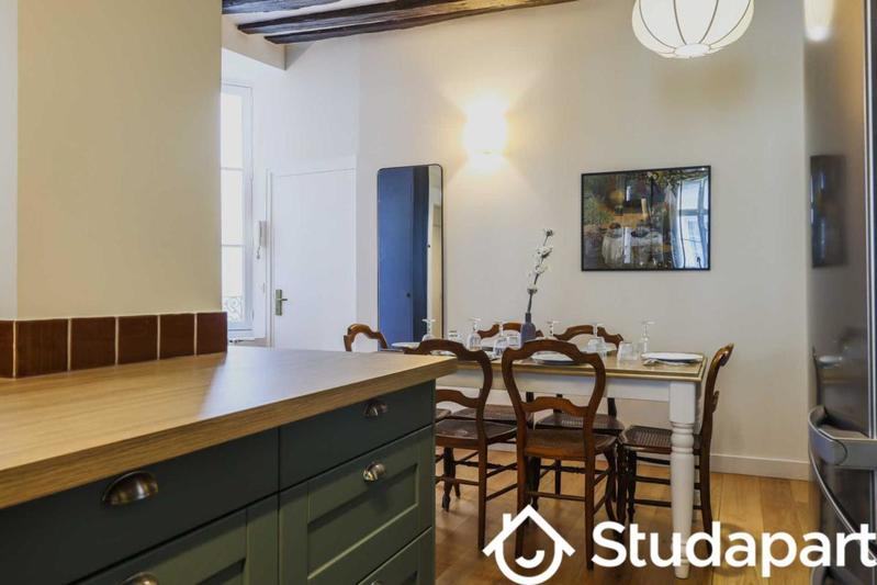 Appartement - 96 m² - 2 pièces