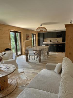 Appartement ancien - 115 m² - 7 pièces