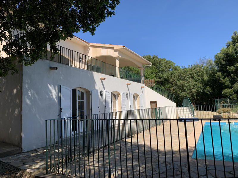 Villa - 183 m² - 7 pièces