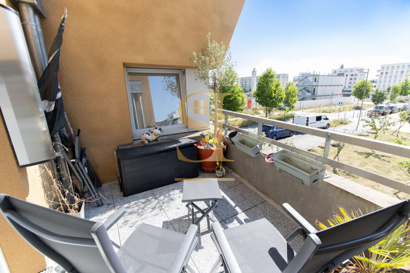 Appartement - 94 m² - 5 pièces