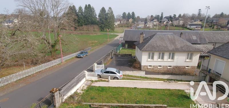 Maison - 210 m² - 9 pièces