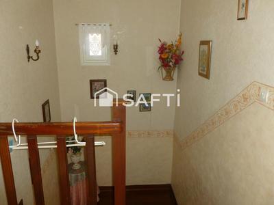 Maison - 104 m² - 5 pièces