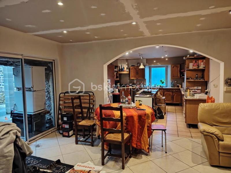 Maison - 101 m² - 3 pièces