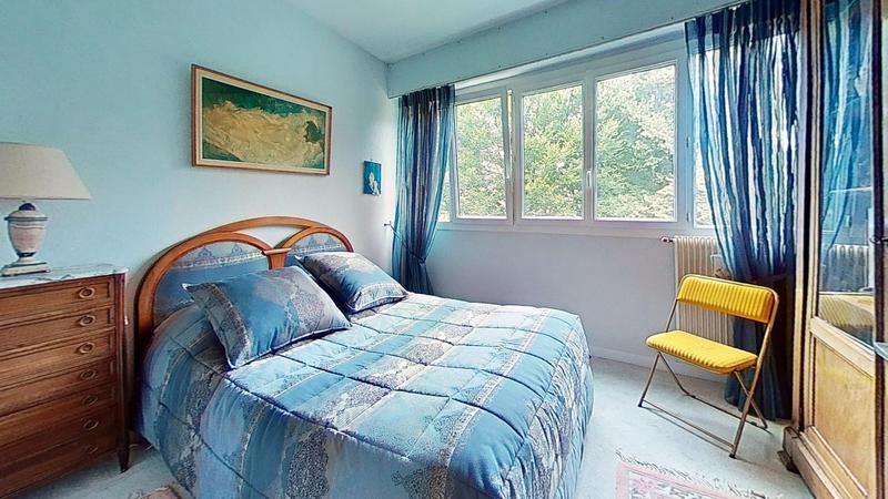 Appartement - 120 m² - 6 pièces