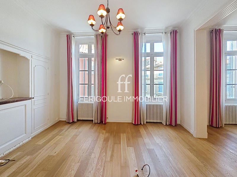 Appartement - 135 m² - 5 pièces