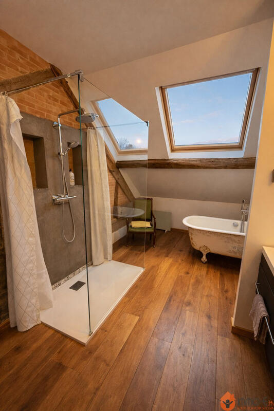 Maison - 765 m² - 18 pièces