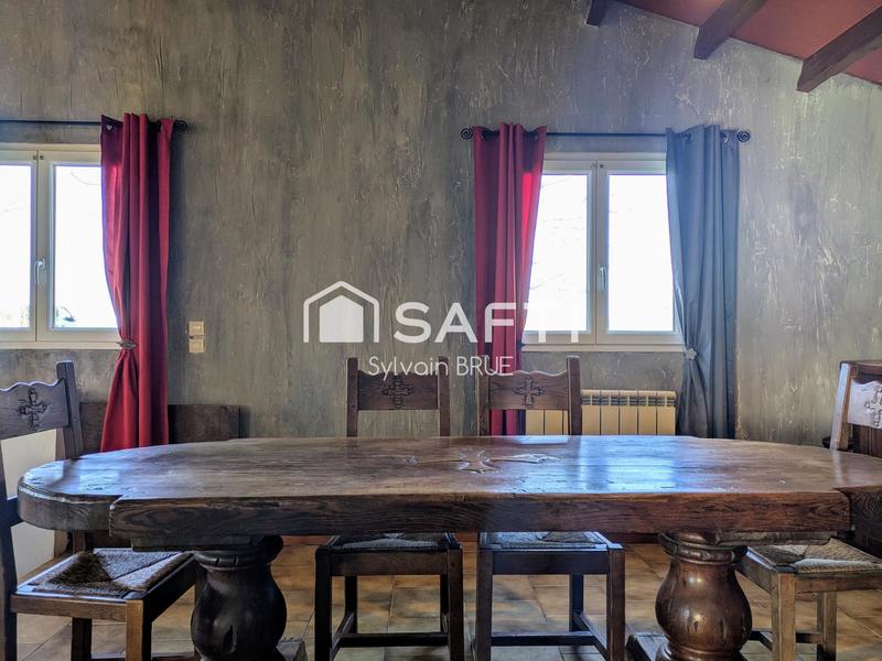 Maison - 105 m² - 5 pièces