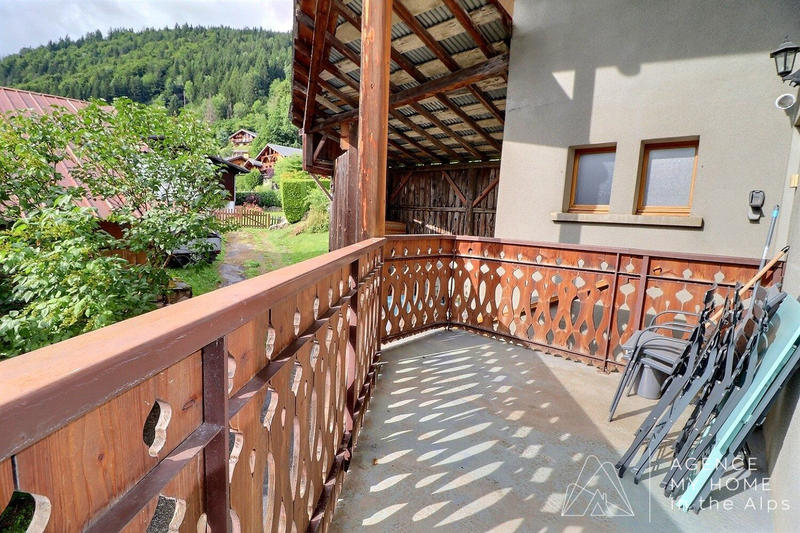 Appartement - 75 m² - 5 pièces