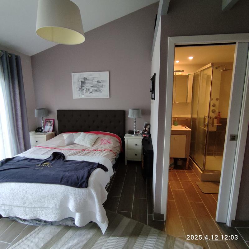 Maison traditionnelle - 166 m² - 5 pièces