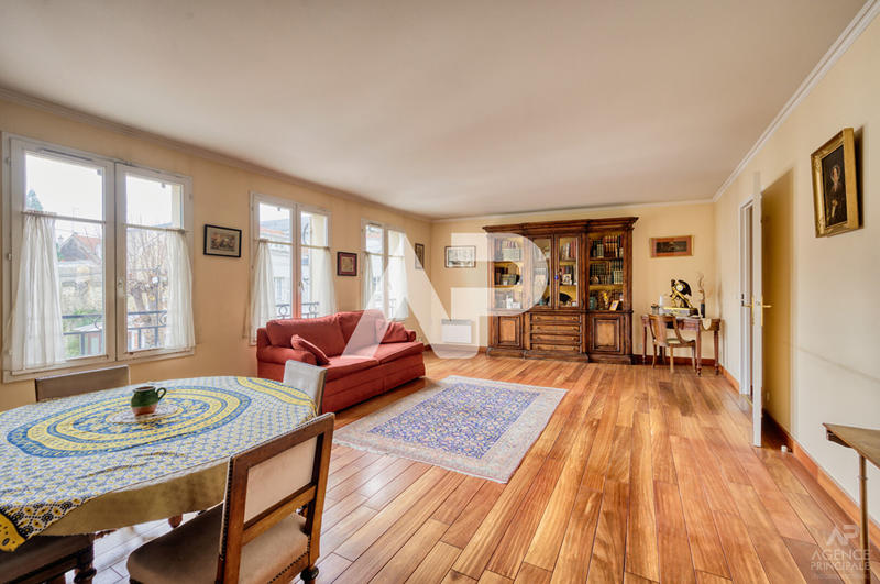 Appartement - 83 m² - 3 pièces