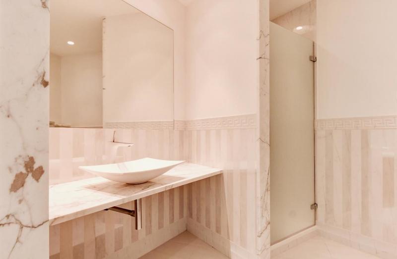 Villa - 540 m² - 13 pièces