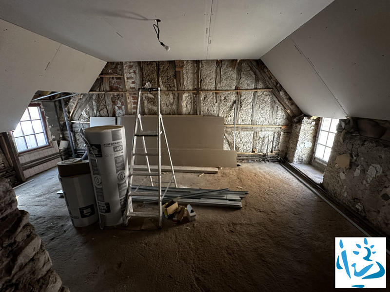 Maison - 95 m² - 4 pièces