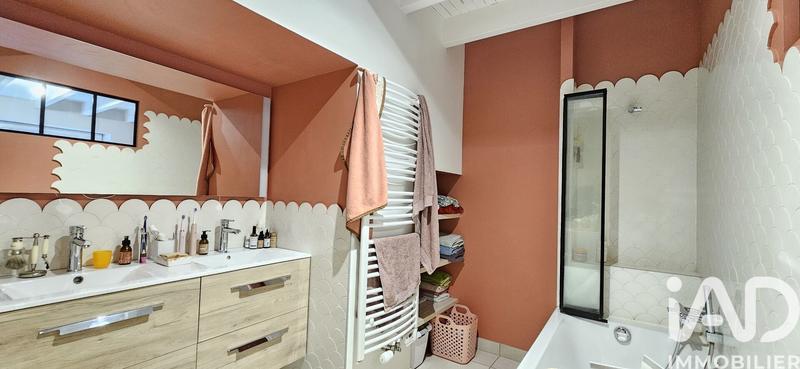 Maison - 122 m² - 7 pièces