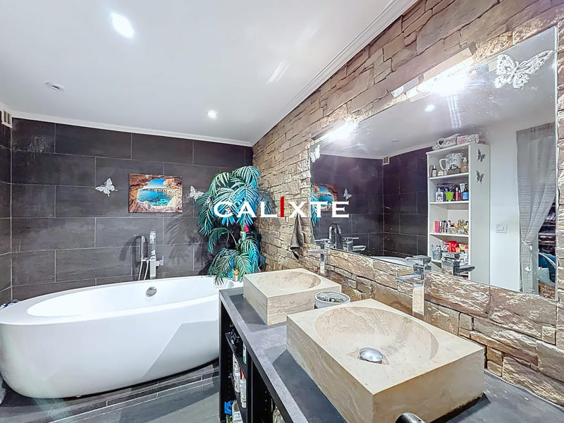 Appartement - 59 m² - 2 pièces