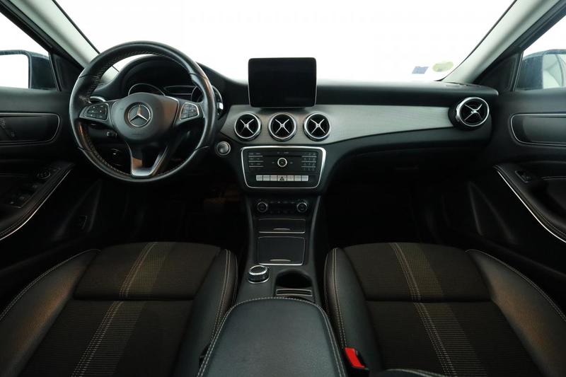 Mercedes Gla 200 d Sensation 7g-Dct 136 ch