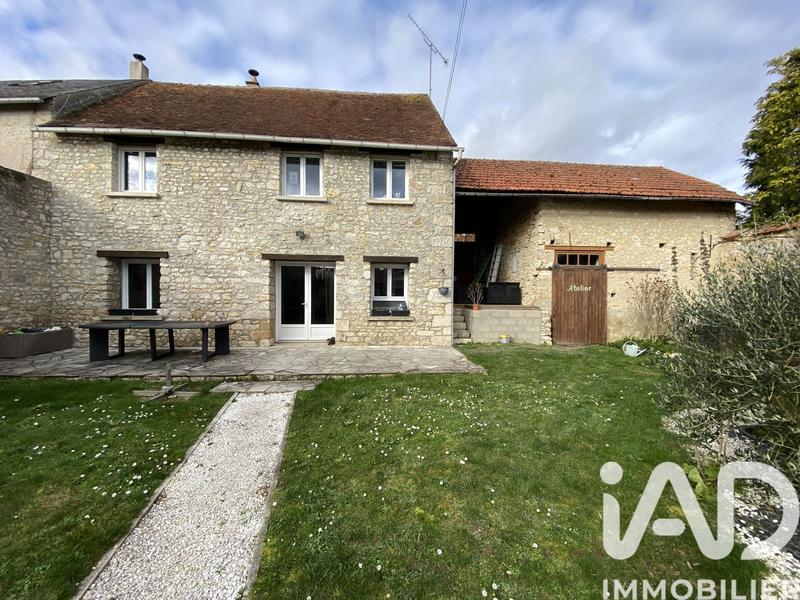 Maison - 93 m² - 4 pièces