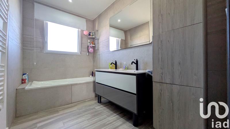 Maison - 103 m² - 5 pièces