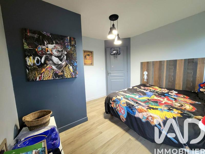 Maison - 200 m² - 5 pièces