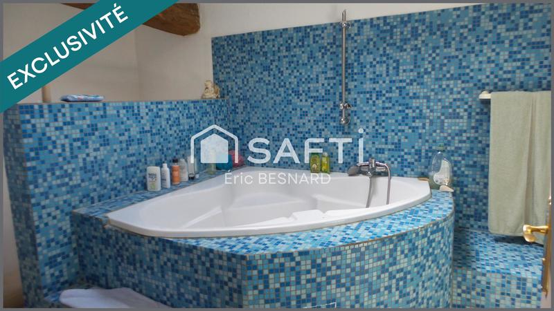 Maison - 180 m² - 7 pièces