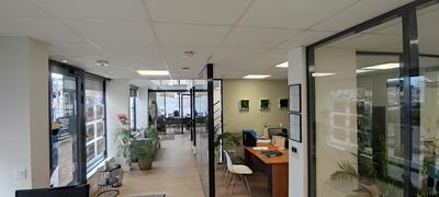 Local commercial - 220 m² - 8 pièces