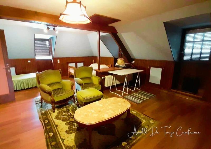 Maison de campagne - 275 m² - 8 pièces