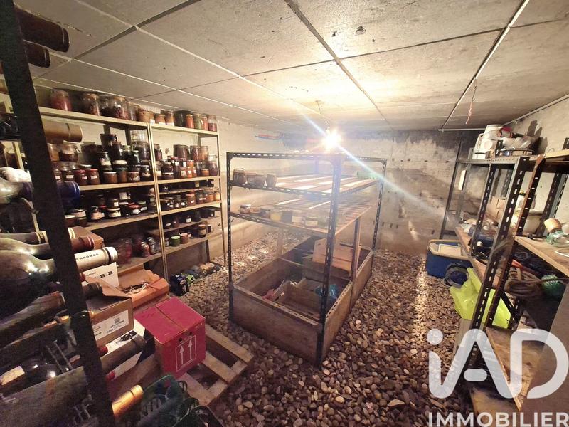 Maison - 179 m² - 8 pièces