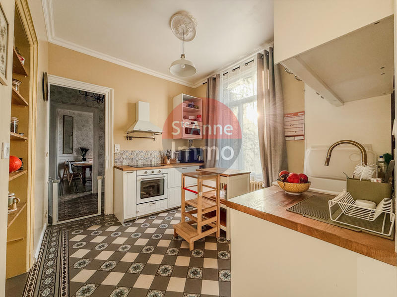 Maison - 140 m² - 6 pièces