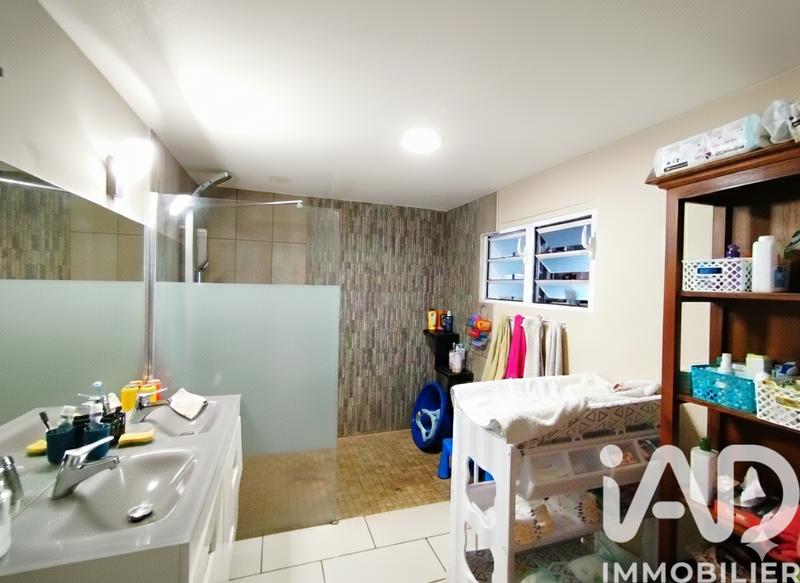 Maison - 185 m² - 7 pièces