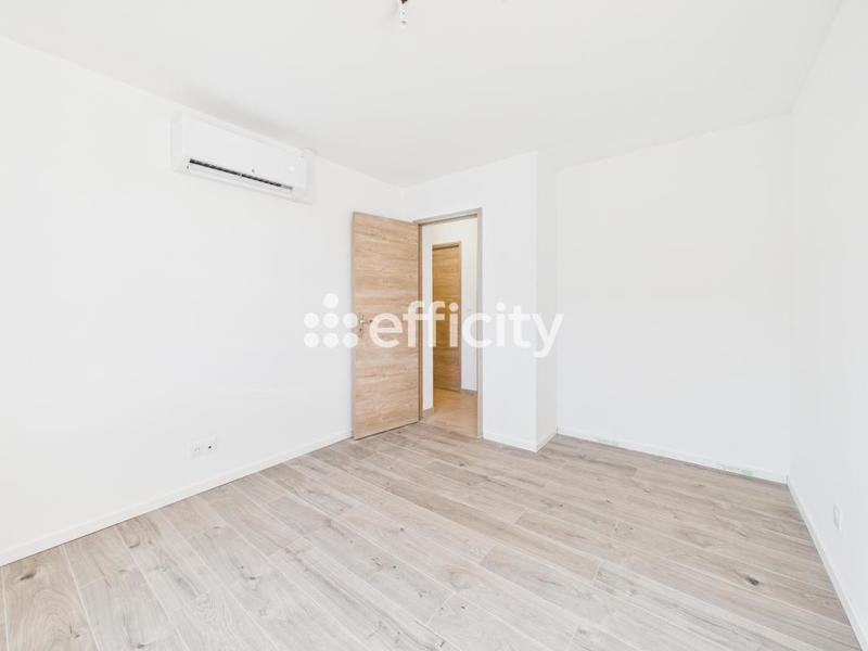 Pavillon - 189 m² - 8 pièces