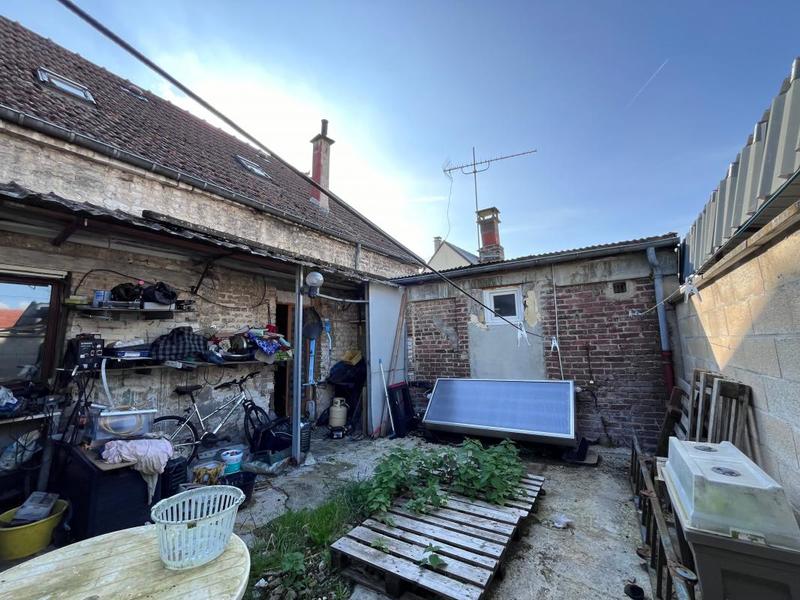 Maison - 96 m² - 4 pièces