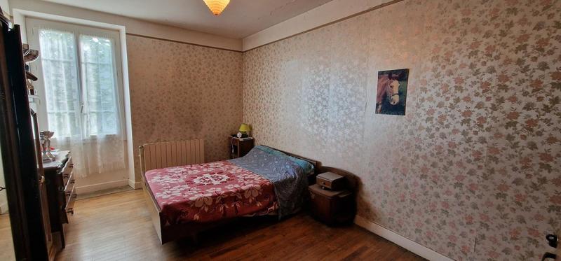 Propriété - 115 m² - 6 pièces