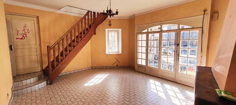 Maison - 96 m² - 4 pièces