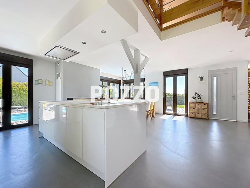 Maison - 135 m² - 6 pièces