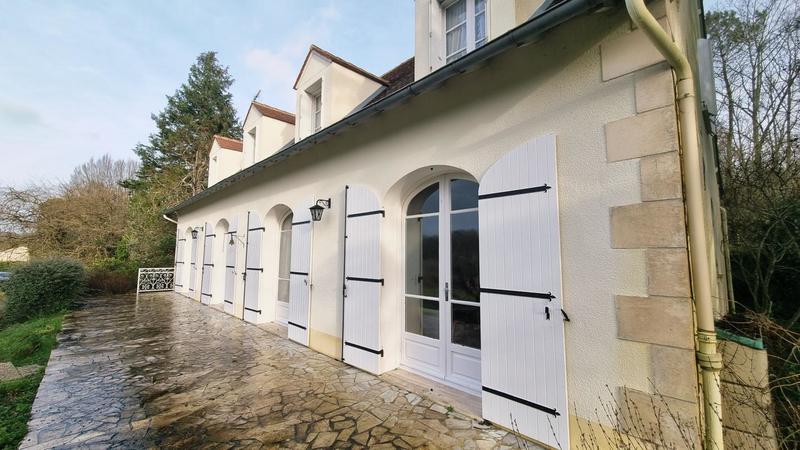 Maison - 208 m² - 6 pièces
