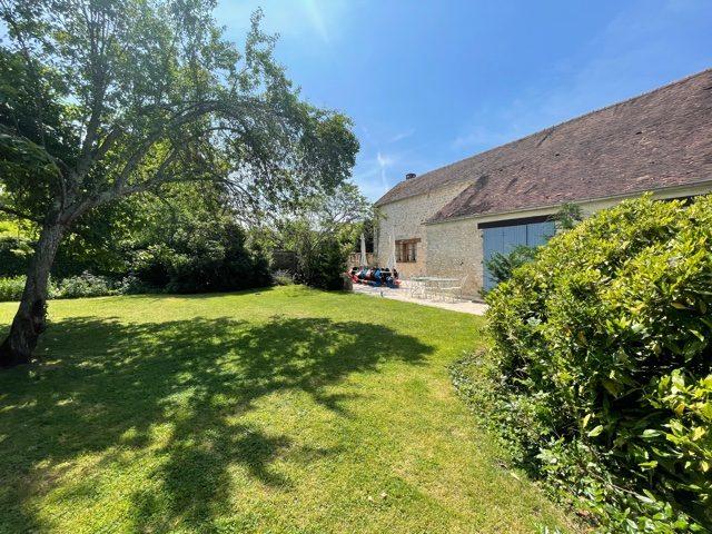 Maison ancienne - 546 m² - 23 pièces