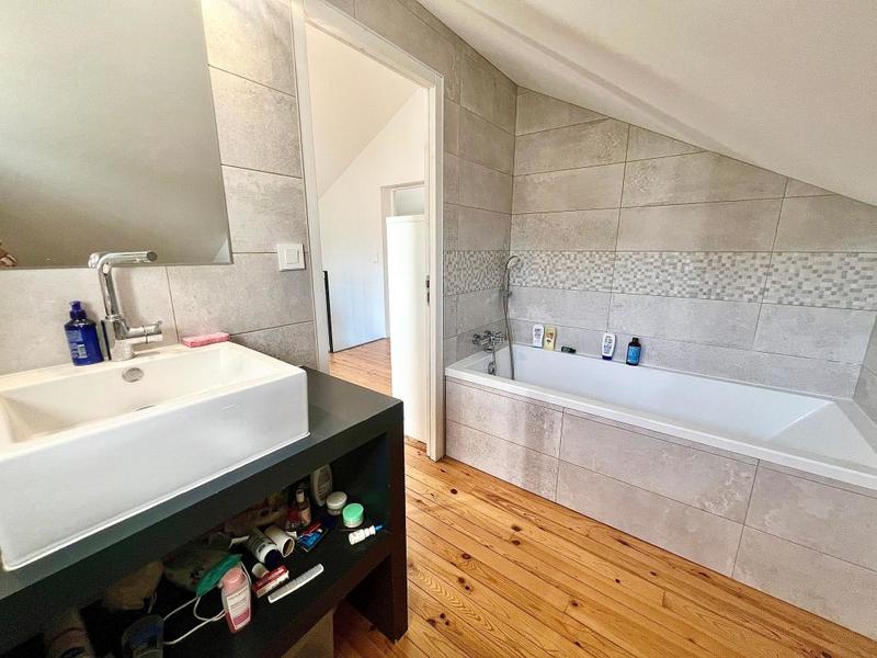 Maison - 142 m² - 4 pièces